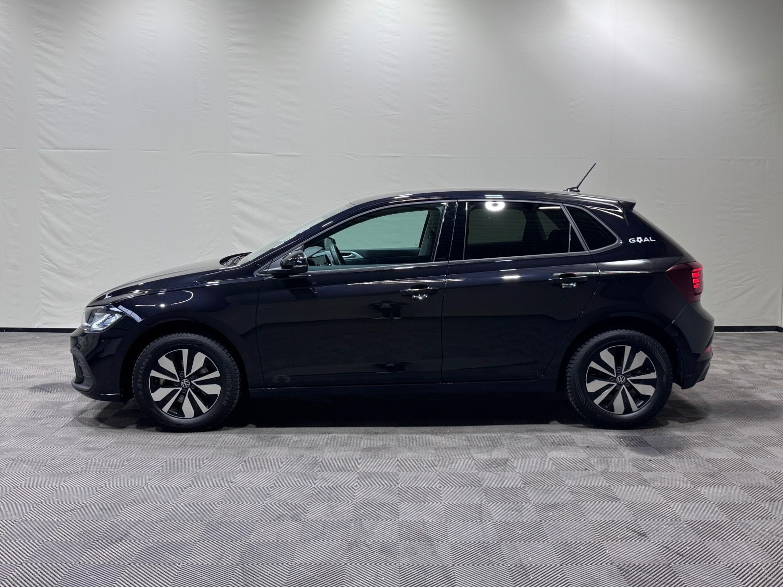 Volkswagen Polo Goal 1.0 TSI DSG LED ACC NAVI DAB APP-CON foto 3