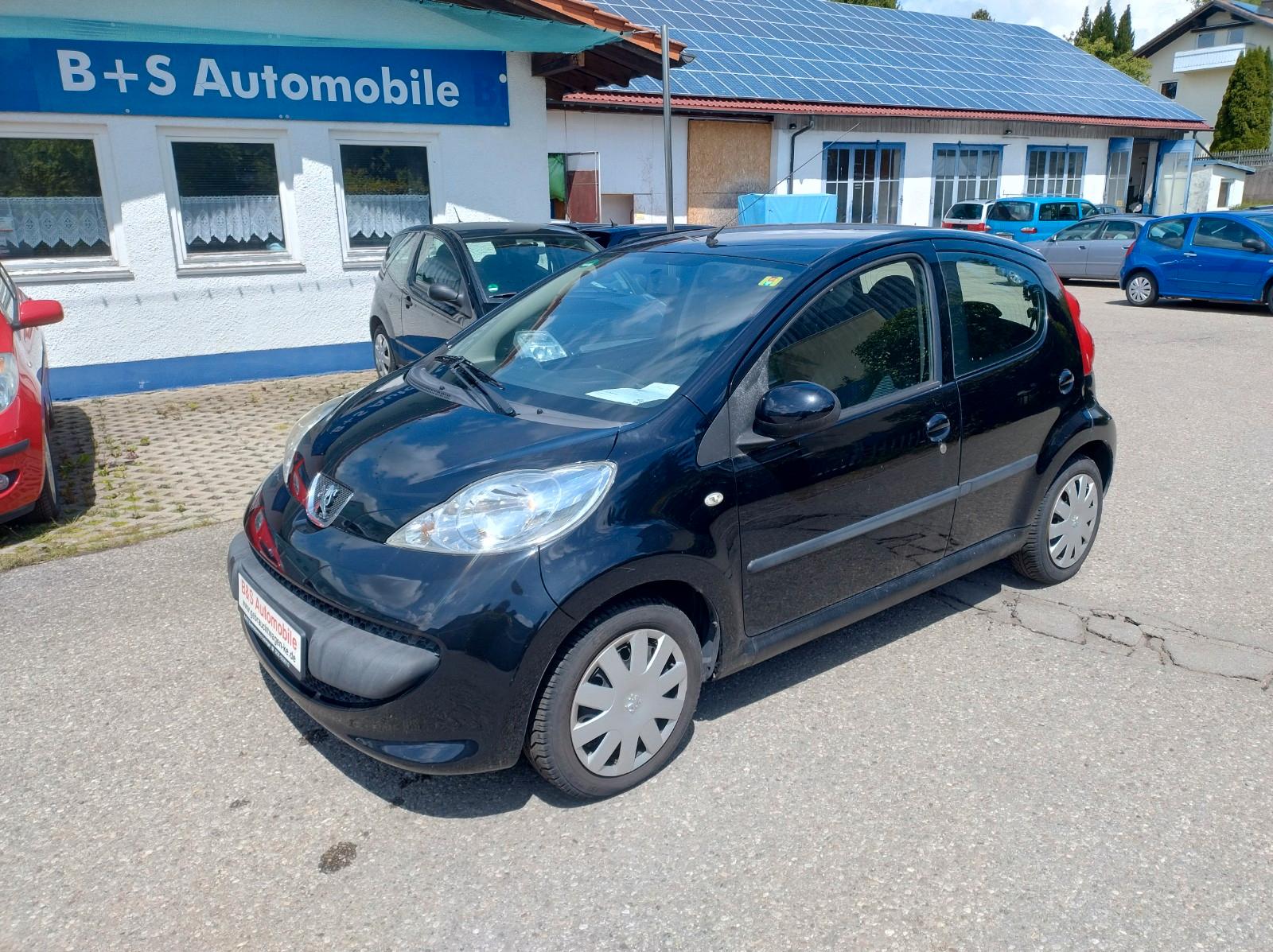 Peugeot 107 Filou  5 Türig 1.Hand 8fach ber. Tüv neu