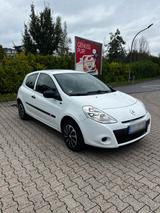 Renault Clio 3 | TÜV neu 08/2027 | 145.000... - Renault Clio: 3.0