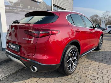 Fahrzeugabbildung Alfa Romeo Stelvio Lusso Ti Q4 Navi Pano RFK AHK H&K uvm .