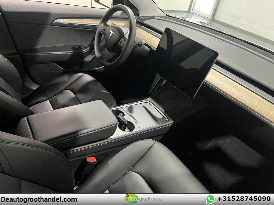 Tesla Model 3 Long Range AWD 75 kWh AMD Ryzen imagem 3