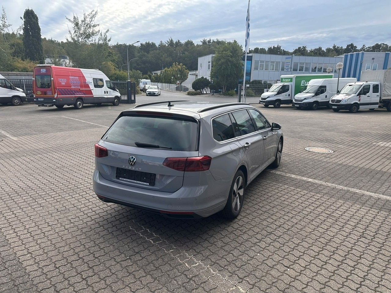 Volkswagen Passat Variant Business imagem 2