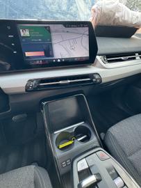 2024 BMW IX1 — миниатюра 14