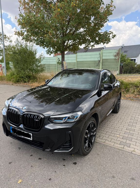 Image of BMW X4 M40