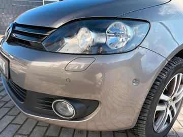 Volkswagen Golf - 10