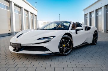 Ferrari SF90 Spider | Lift | LED | Daytona