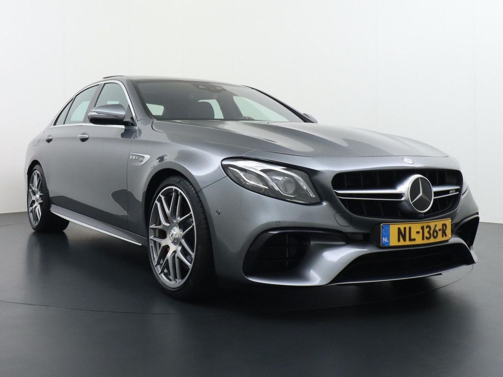 Mercedes-Benz E 63 AMG S 4MATIC+ Händlerwartung panorama dach
