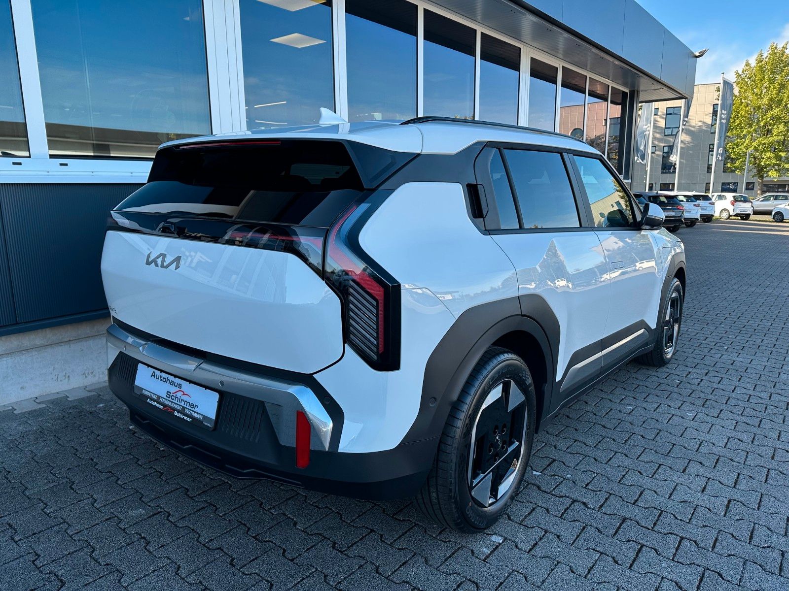 Fahrzeugabbildung Kia EV3 81.4 EARTH WIC UPG DWP