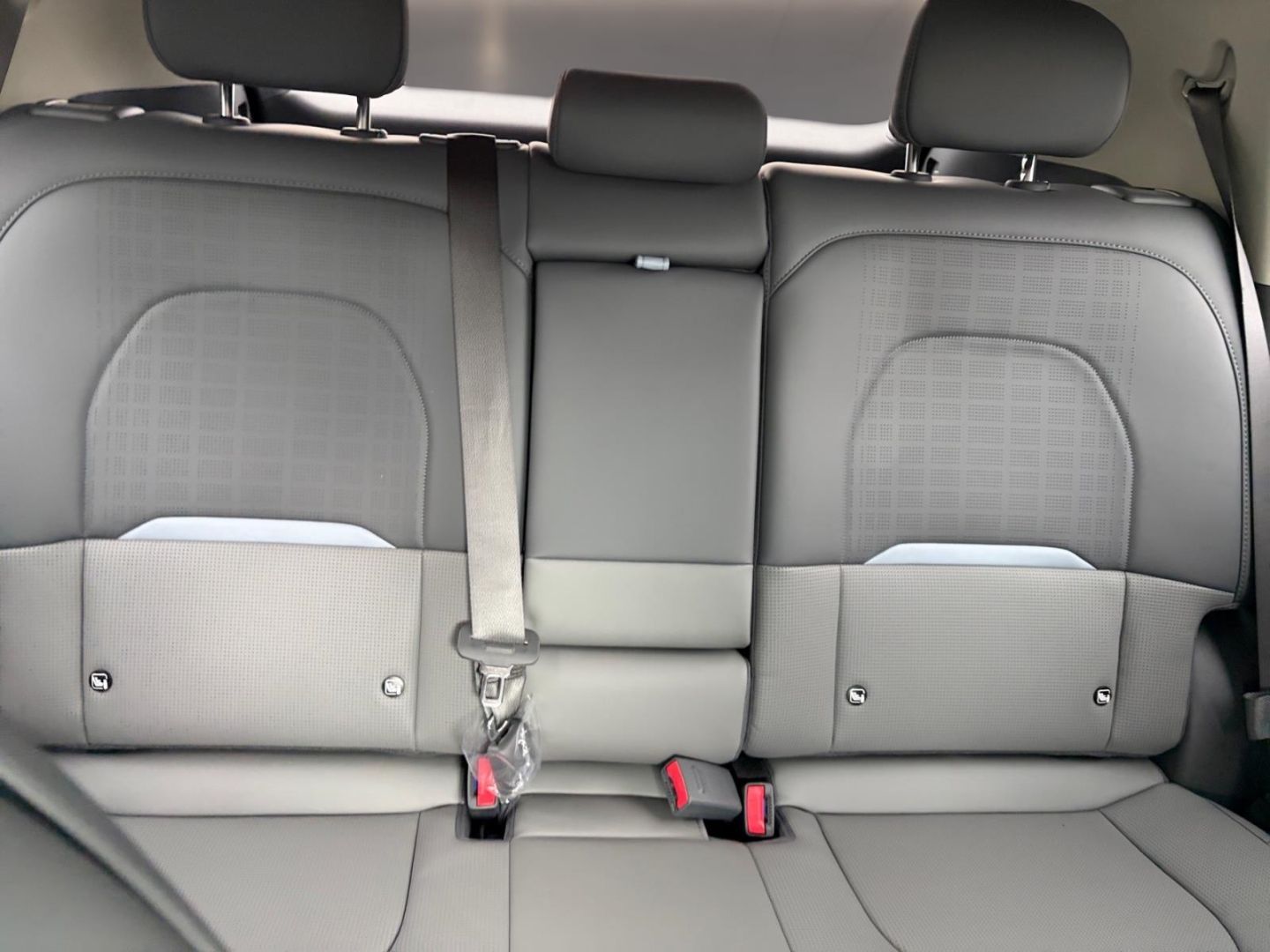 Fahrzeugabbildung Kia EV3 150 kW Earth Navi Digitales Cockpit Soundsys
