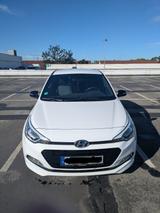 Hyundai i20 1.0 T-GDI 74kW blue Active Passion Activ... - Hyundai i20 in Leverkusen