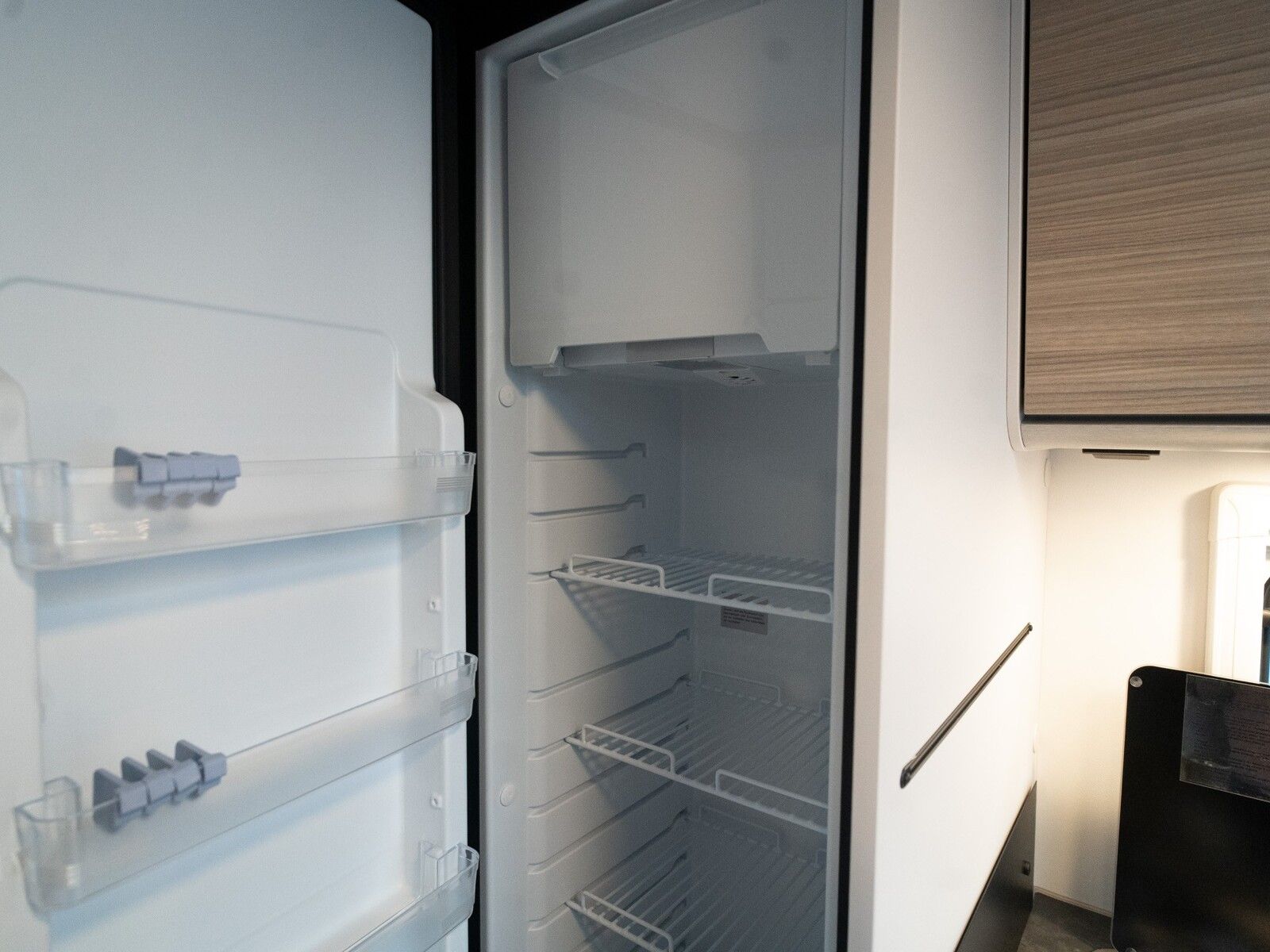 Fahrzeugabbildung Etrusco V Ford 6.8 SCF Complete Selection! Dieselheizung