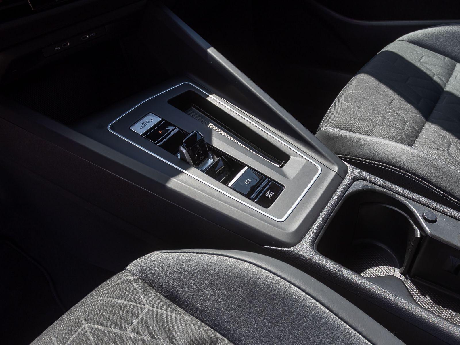 Volkswagen Golf VIII Goal 1.5 eTSI DSG Navi LED ACC EPH AHK, миниатюра 16