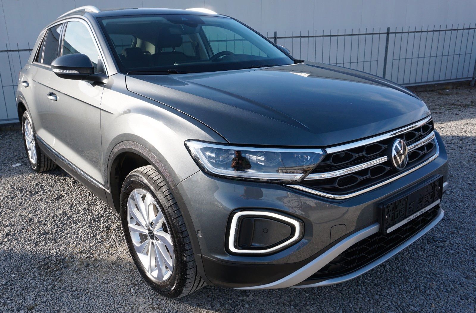 Fahrzeugabbildung Volkswagen T-Roc Style, Kamera, Navi, AHK, LED, IQ.Drive+WR