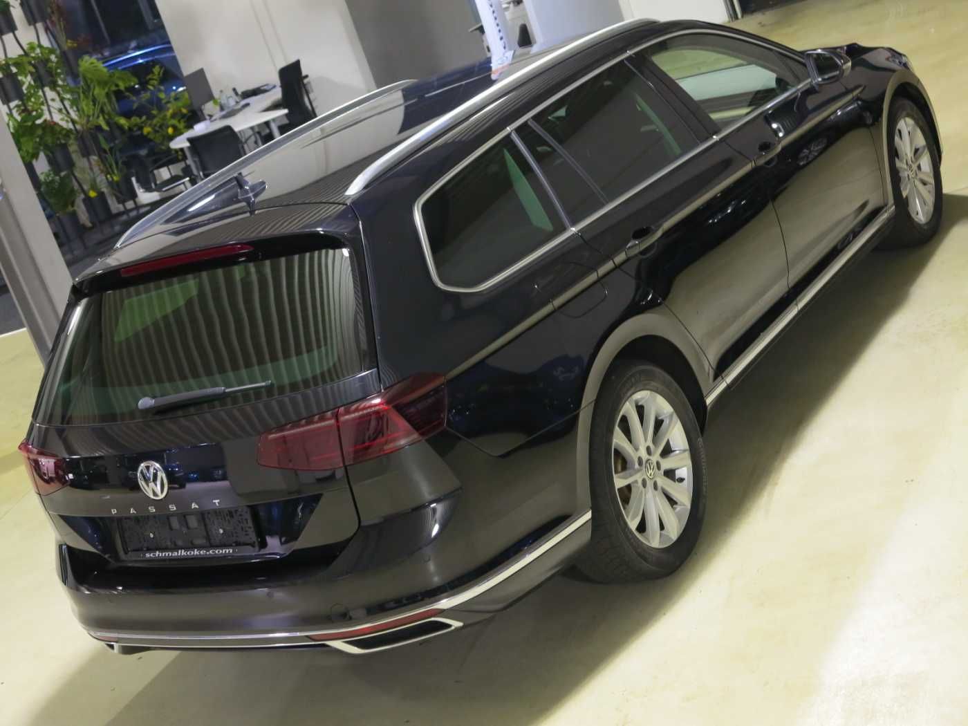 VW Passat Variant