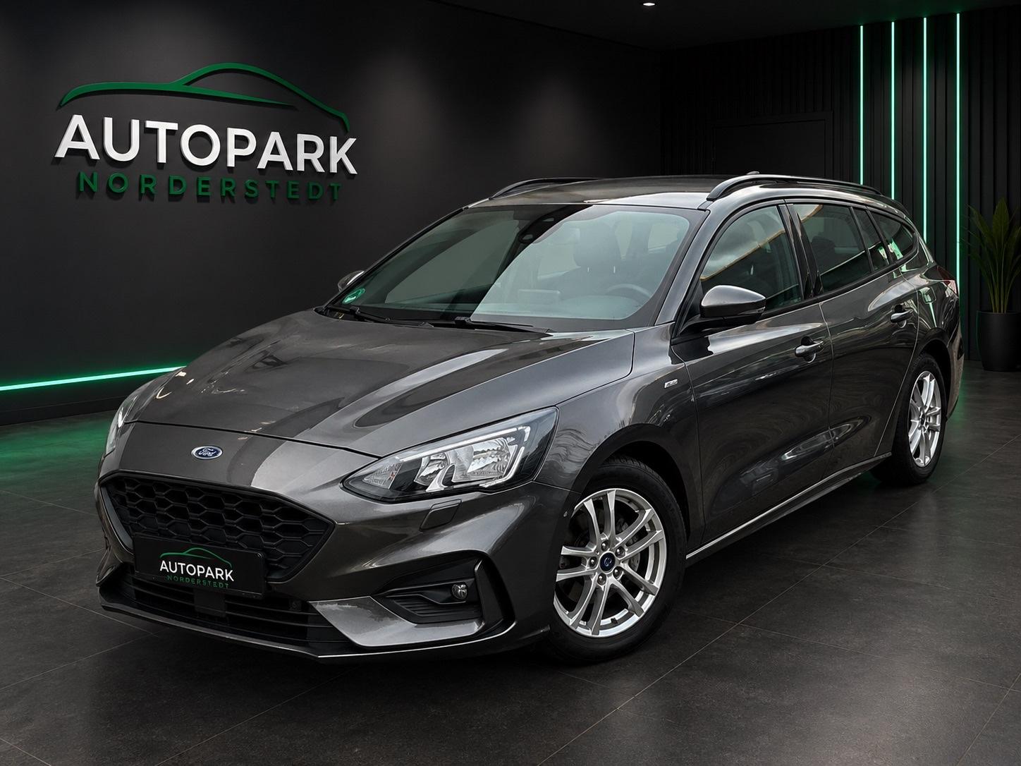 Ford Focus Turnier ST-Line / CarPlay / Kamera