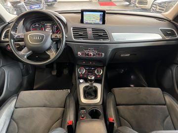 Audi Q3 2.0 TDI quattro *BI-XENON*APS*NAVI*AHK*LED*