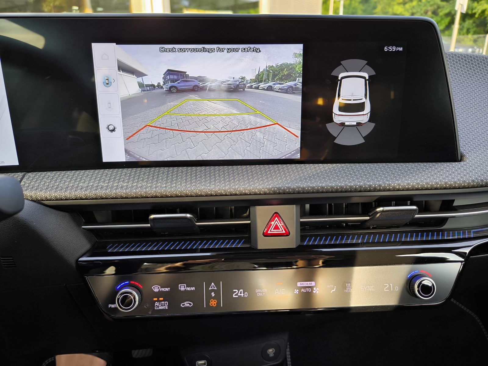 Fahrzeugabbildung Kia EV6 2WD WERKSGAR+NAVI+LED+SHZ+DAB+KAMERA+ACC+19"