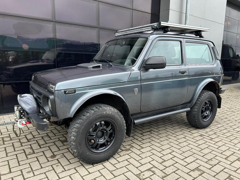 Lada Niva