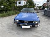 Alfa Romeo Alfetta GTV 2000 - Alfa Romeo Alfetta mit Benzin-Antrieb: Coupé
