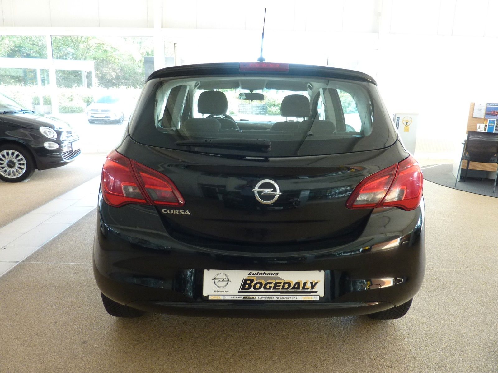 Fahrzeugabbildung Opel Corsa 1.4 Edition, AC, BC, Allwetter