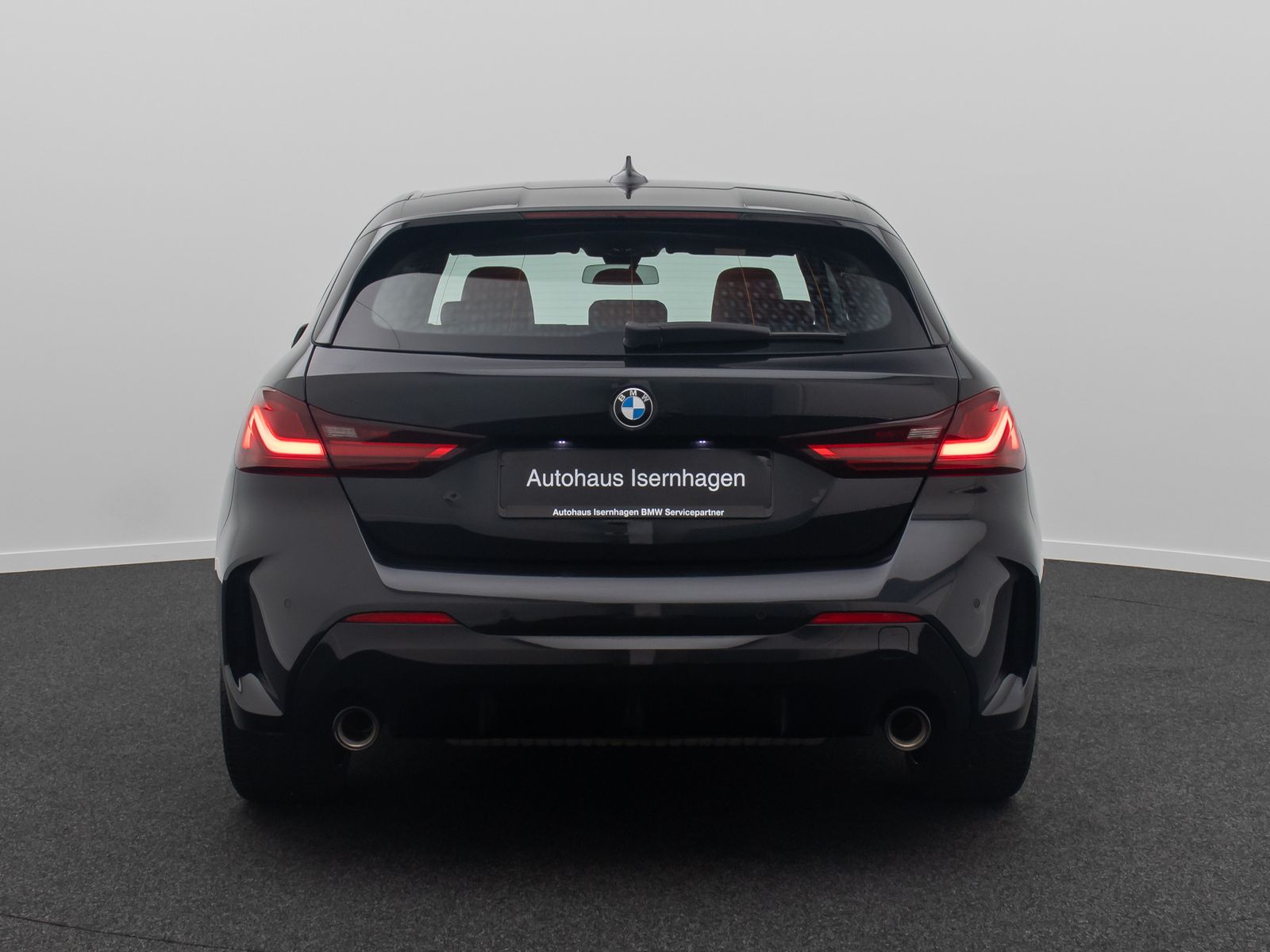 Fahrzeugabbildung BMW 120i M Sport Komfort DAB HiFi Panorama Leder 19"