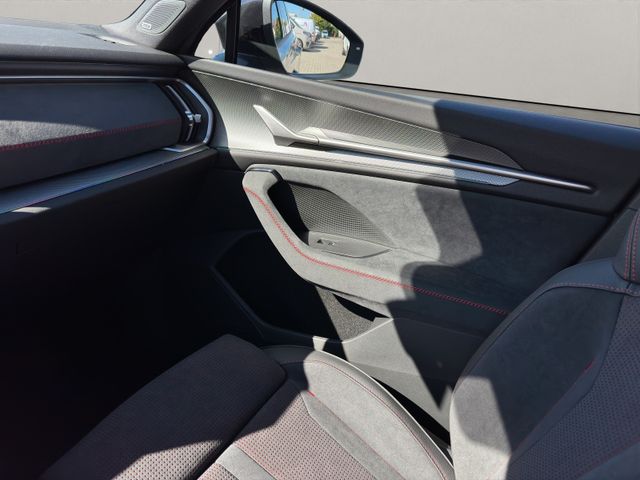 Skoda Kodiaq 2.0 TSI 265PS  DSG 4x4 RS*AHK*Head UP*7Si