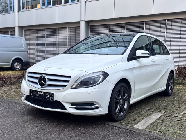 Mercedes-Benz B 180 CDi*Auto*Navi*Pano*Leder*Kam*netto 9.143€