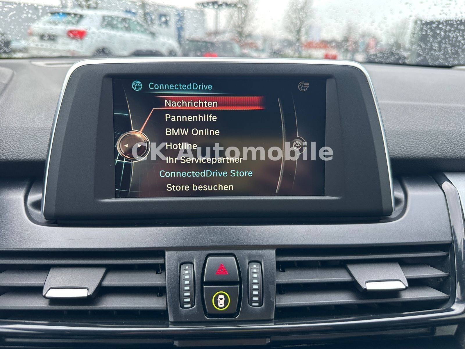 Fahrzeugabbildung BMW 218d Active Tourer Advantage/LED/SHZ/PDC