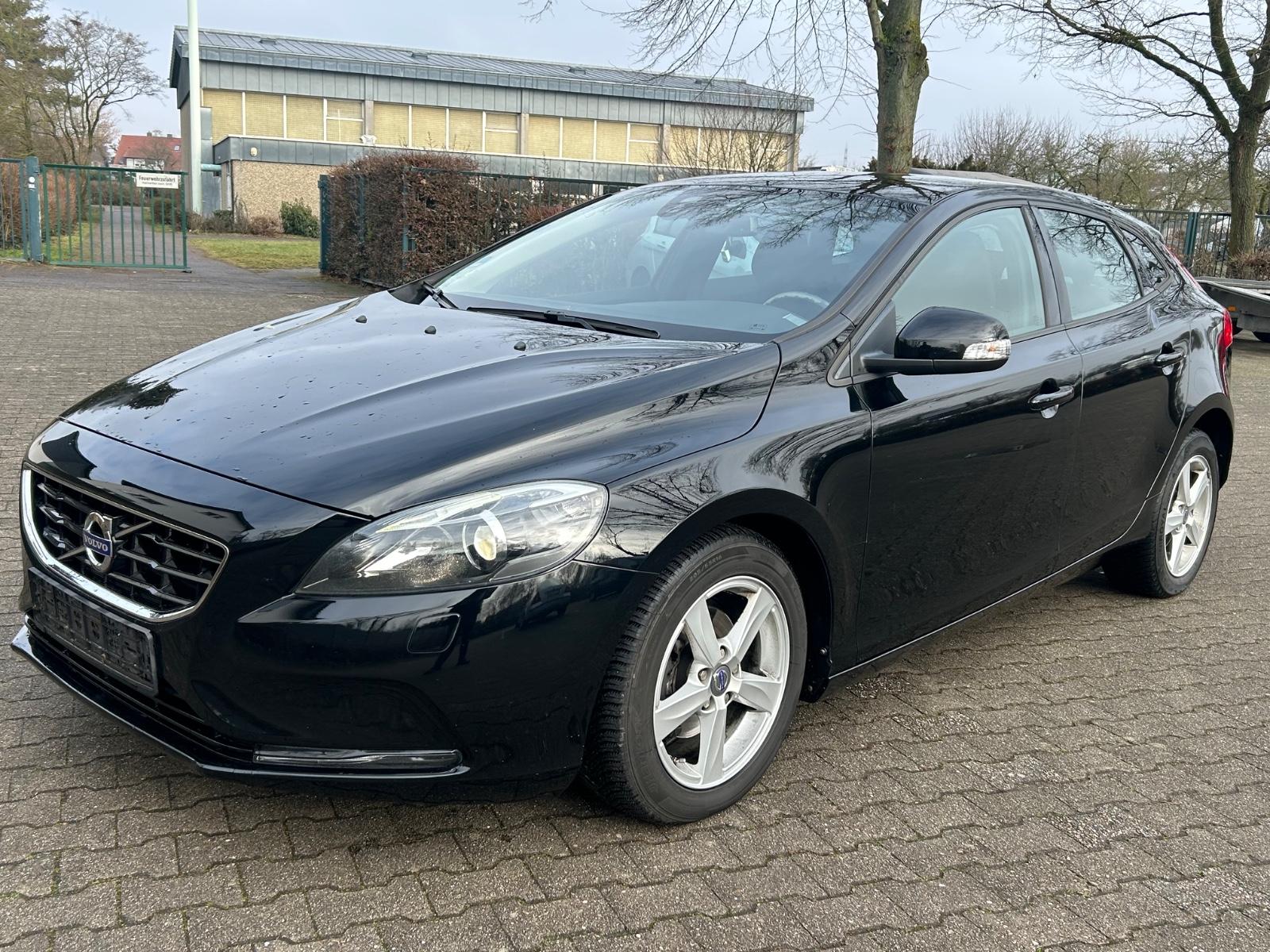 Volvo V40 D2 You!*KLIMAA*XENON*TOP GEPFLEGT*NUR 120.KM