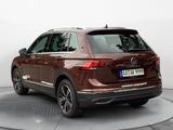 Volkswagen Tiguan 1.5TSI Move DSG Navi AHK - Volkswagen Tiguan aus 2025