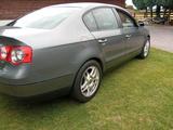 Volkswagen VW passat 1,9Tdi. tüv.Kupplung neu - Volkswagen Passat: Limousine, 1.9