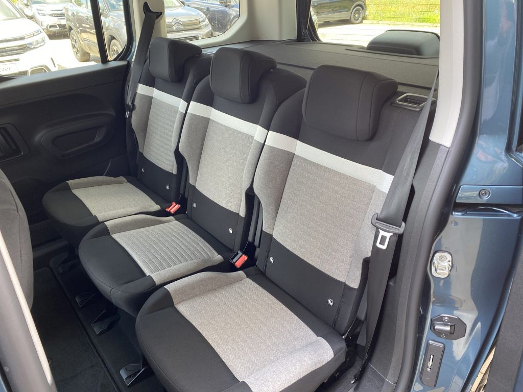Fahrzeugabbildung Citroën Berlingo M Benzin 110 PLUS *Sitzh.*Cam*Klimaau.*