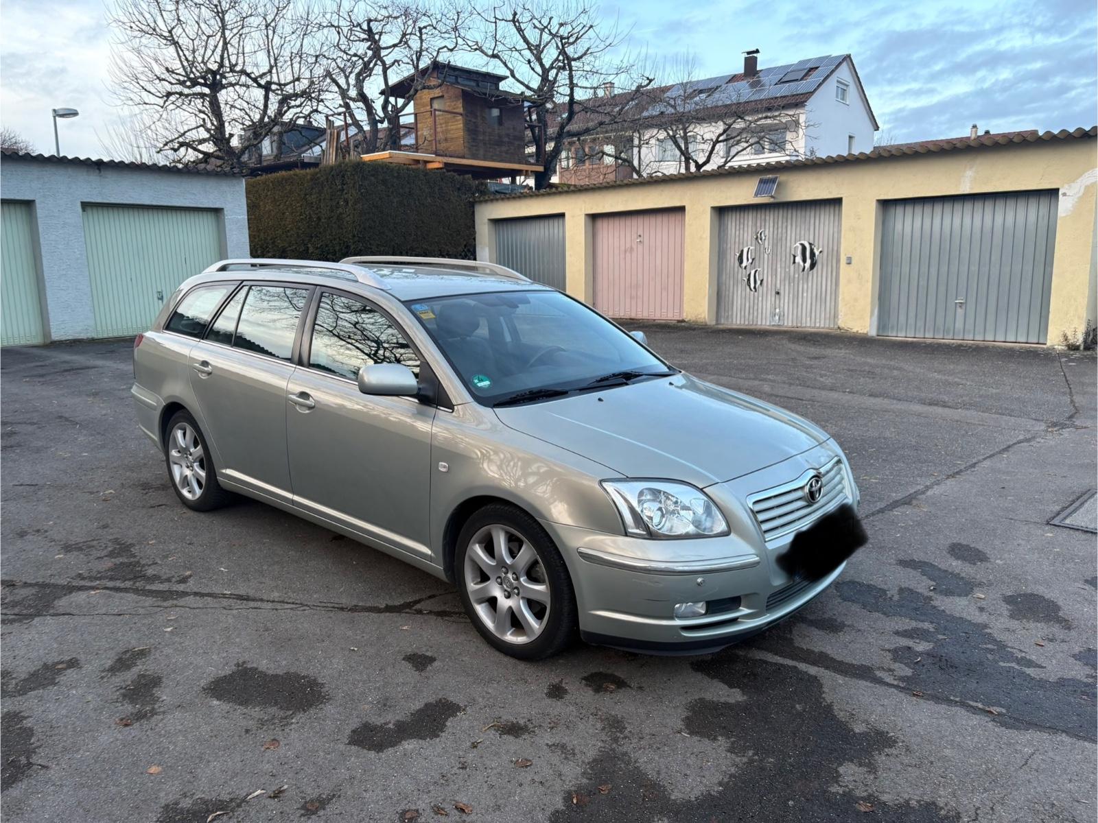 Toyota Kombi 2.0 Executive *1 Hand *Gepflegt*75333 km