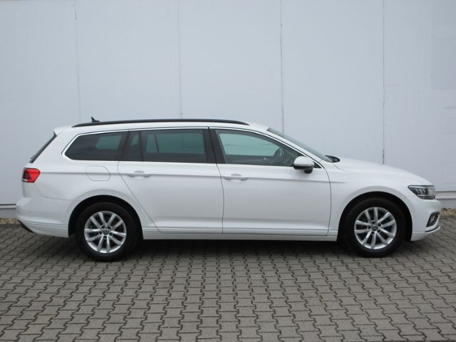 Passat Variant 2.0 TDI DSG Business AHK/LED/NAVI