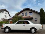 Mercedes-Benz 230 CE Coupé*W123*Automatik*S.Dach*Toller Zustnd - Mercedes-Benz S123