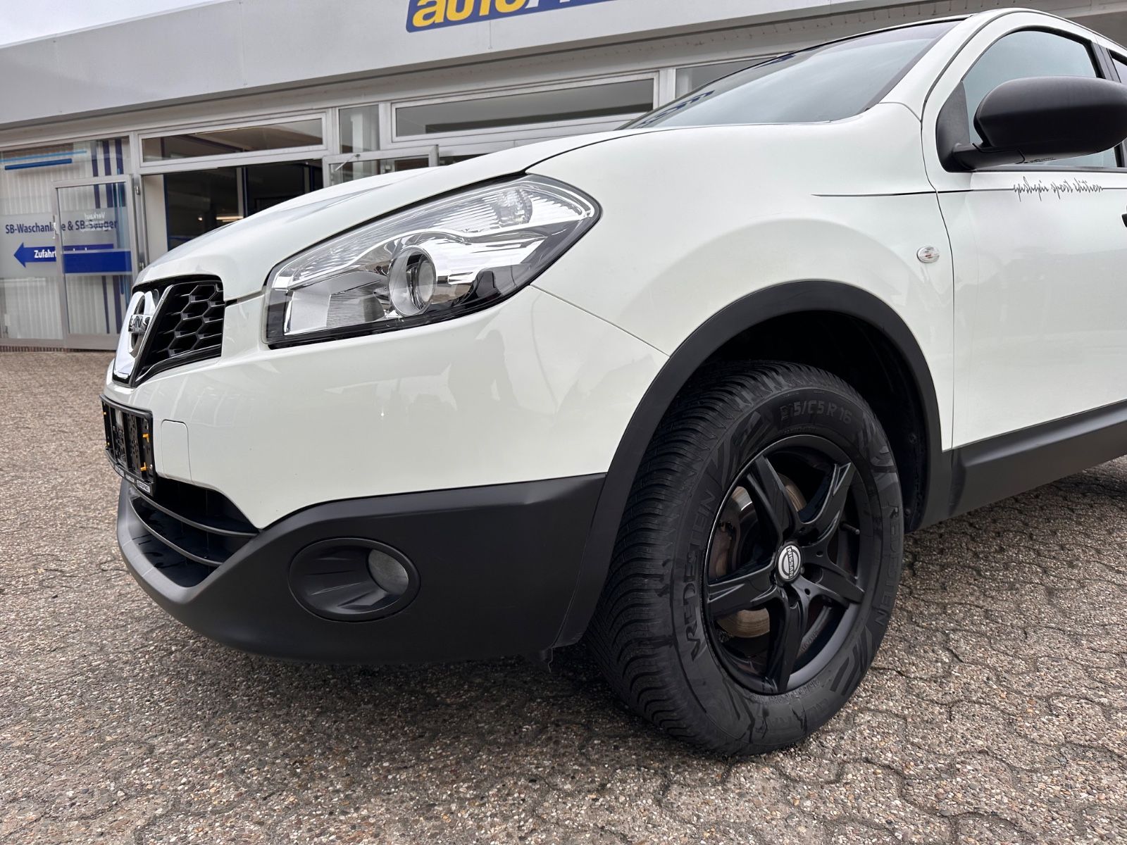 Fahrzeugabbildung Nissan Qashqai 1.6 Visia GRA/BT/GJR/Klima