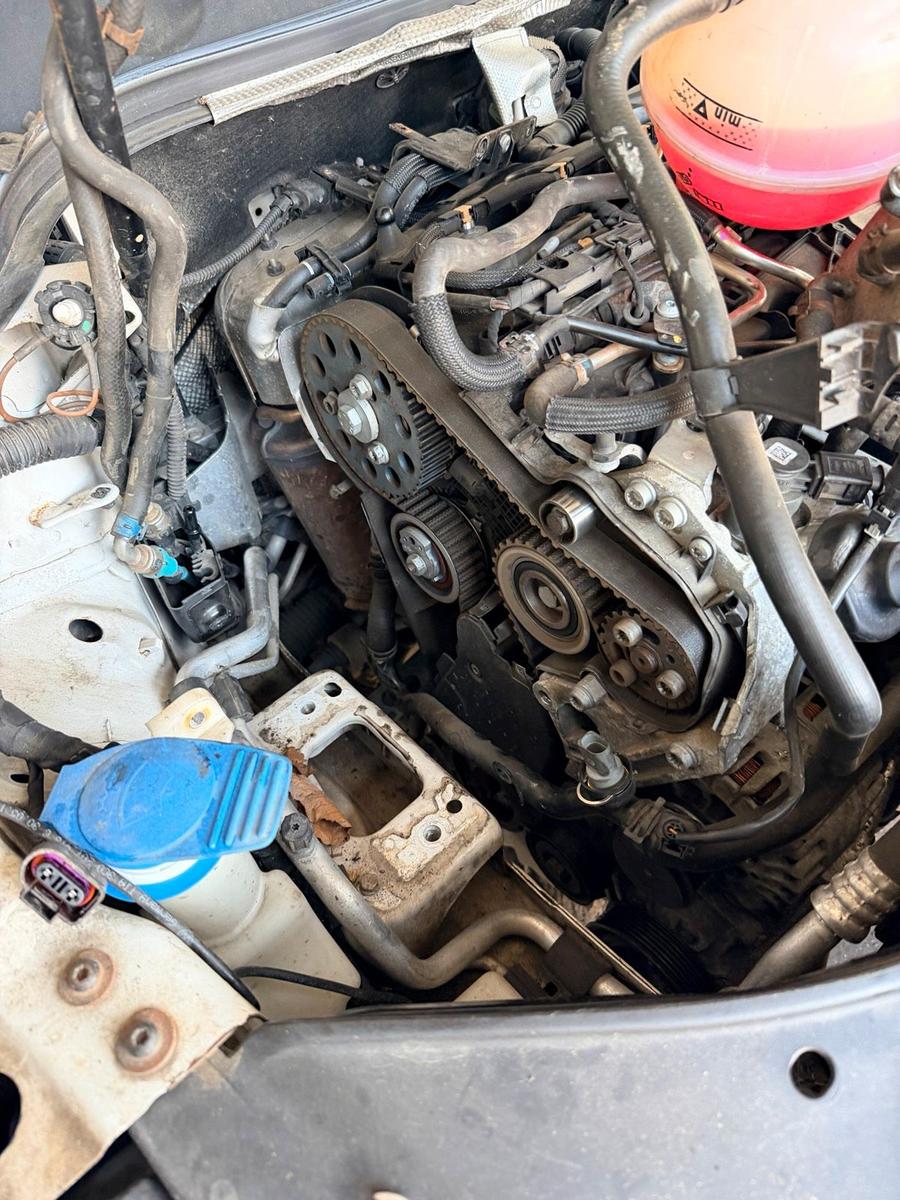 Volkswagen Passat 2011 — photo 7