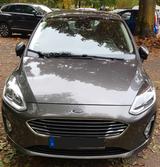 Ford Fiesta Titanium, top gepflegt, viele Neuteile