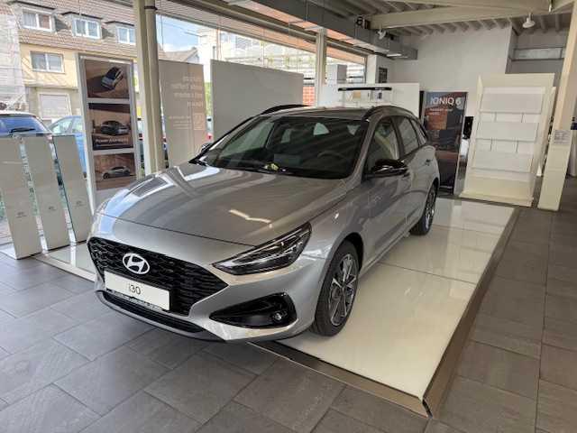 Hyundai i30 Kombi 1.5 T-DPI Comfort Plus*Navi*LED*2 Zone