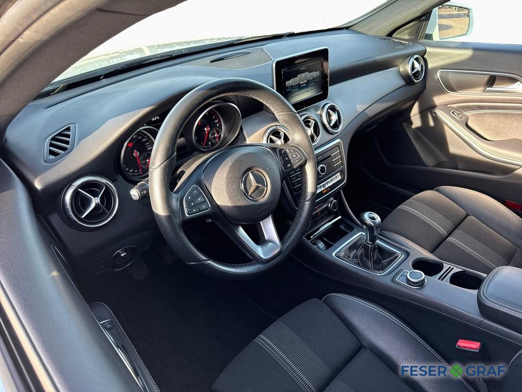 Mercedes-Benz CLA 180 Shooting Brake