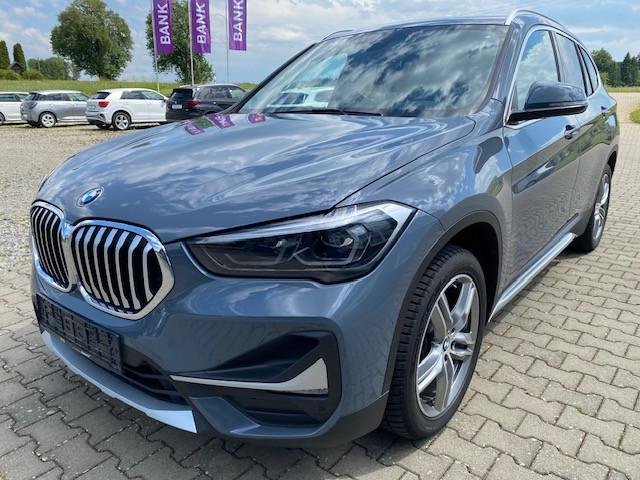 BMW X1 xDrive 20 d xLine KAMERA SHD PDC LED SHZ
