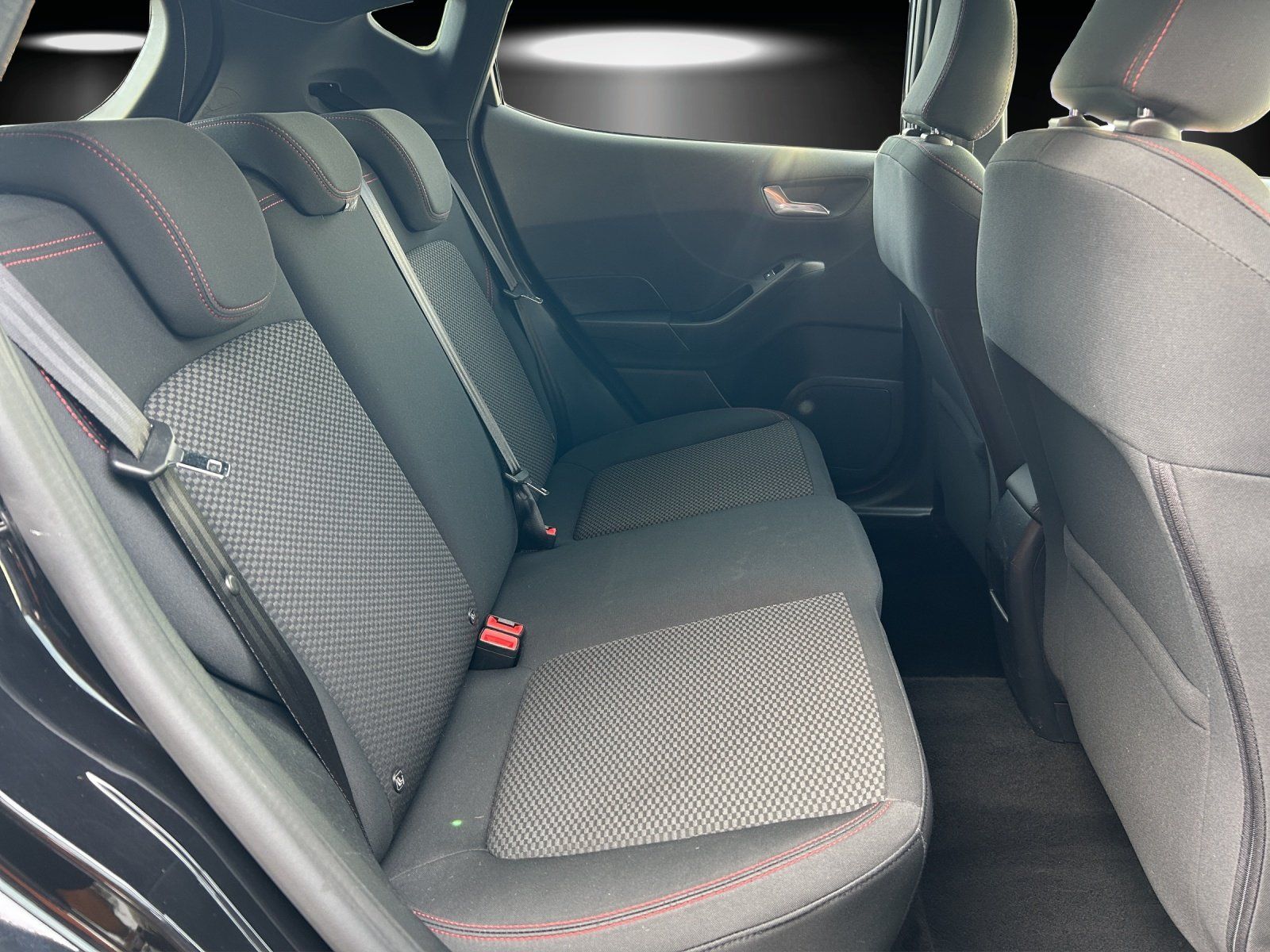 Fahrzeugabbildung Ford Fiesta 1.0 Hybrid ST-Line/LED/NAVI/SHZ/ACC/CAM/