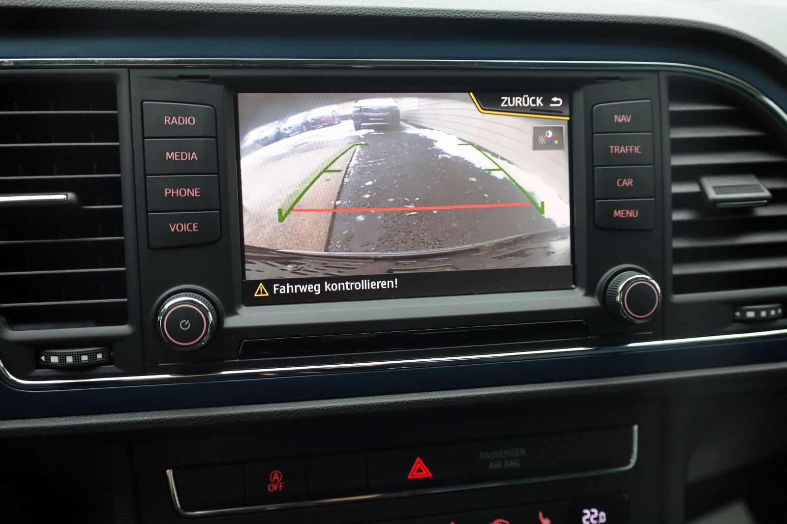 Fahrzeugabbildung SEAT Leon ST Connect, T.Leder, Navi, ACC,LED,AHK,+WR!