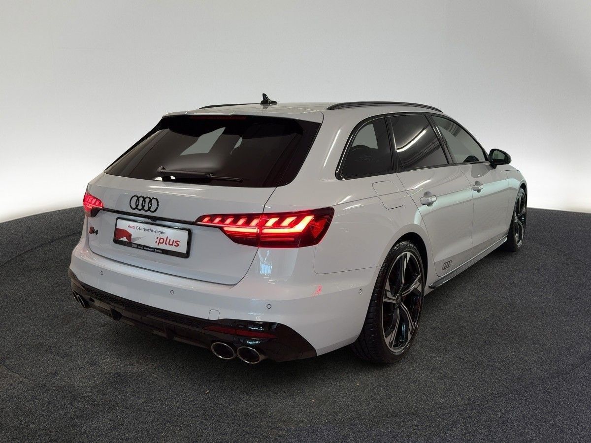 Audi S4 - Bild 8