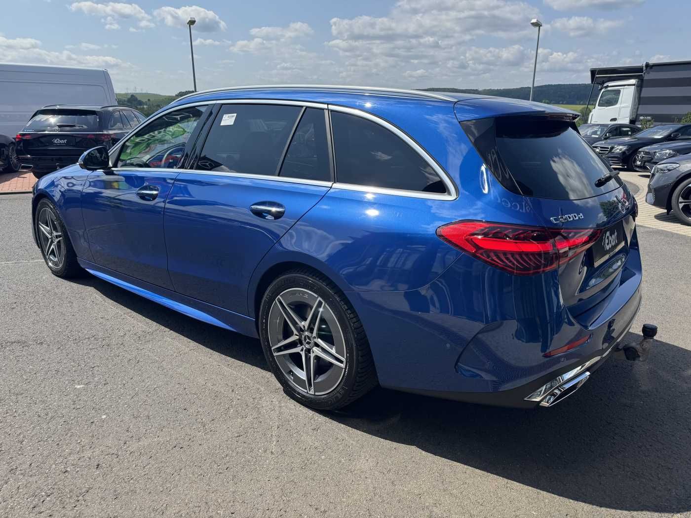 Fahrzeugabbildung Mercedes-Benz C 200d AMG+Pano+Distr+Digital+AHK+HUD+360+IHC+
