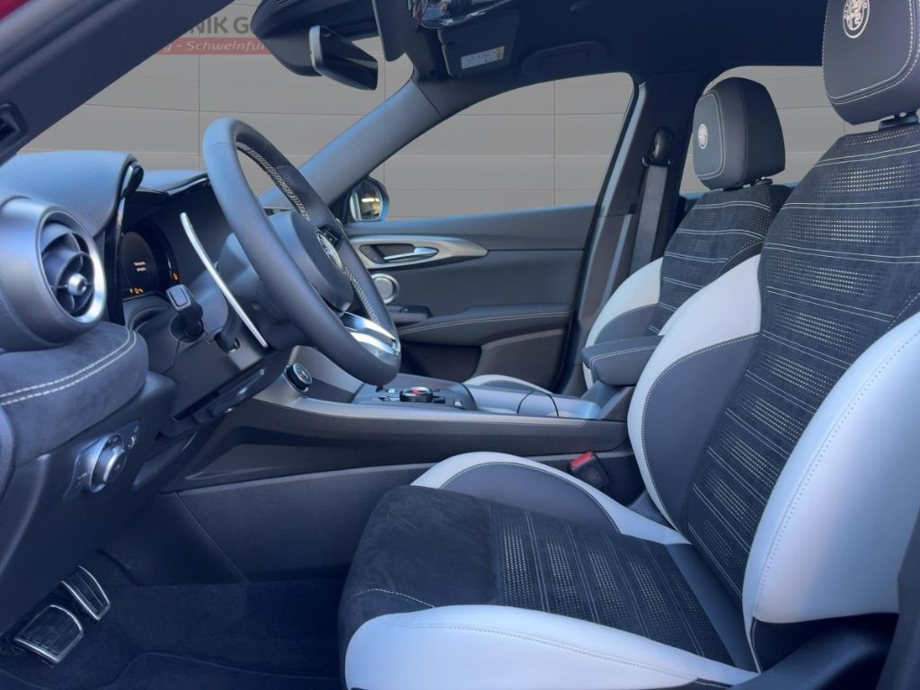 Fahrzeugabbildung Alfa Romeo Tonale Ibrida Sport Speciale Matrix Elektr. Heck
