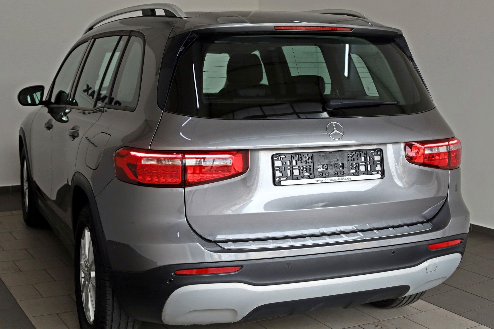 Fahrzeugabbildung Mercedes-Benz GLB 200d T.Leder,Navi,LED,SH,Kamera,Park-Paket