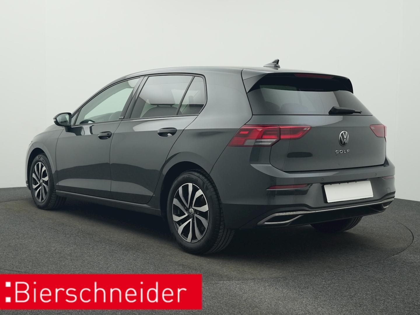 Volkswagen Golf 8 1.5 TSI Active AHK ALU 16
