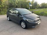 Volkswagen Touran 1.4 TSI Comfortline DSG/BMT/Start-St - VW Touran Gebrauchtwagen in Stuttgart