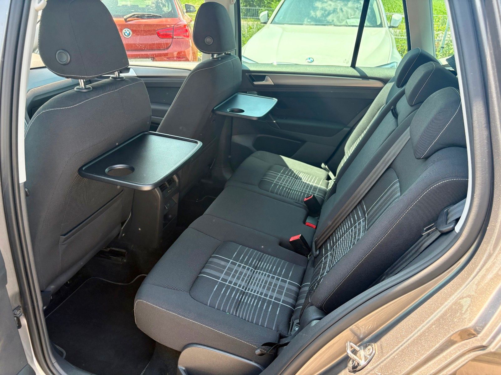 Fahrzeugabbildung Volkswagen Golf Sportsvan 2.0 TDI VII Lounge Xenon AHK ACC